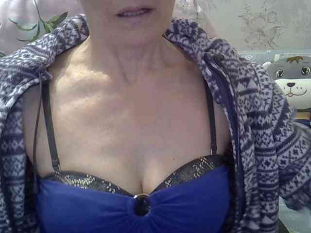 Red-Rose-777 webcam