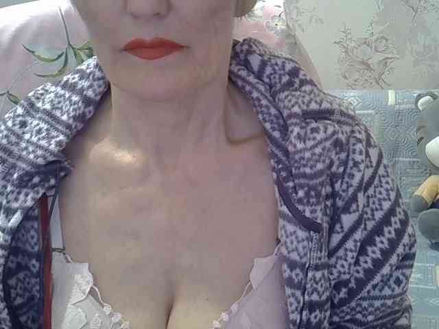 Red-Rose-777 webcam