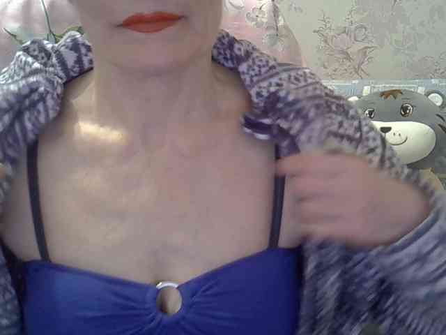 Red-Rose-777 webcam