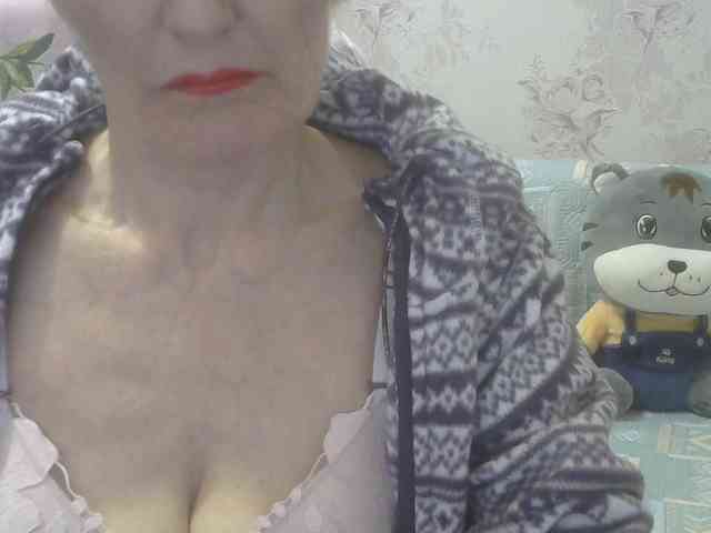 Red-Rose-777 webcam