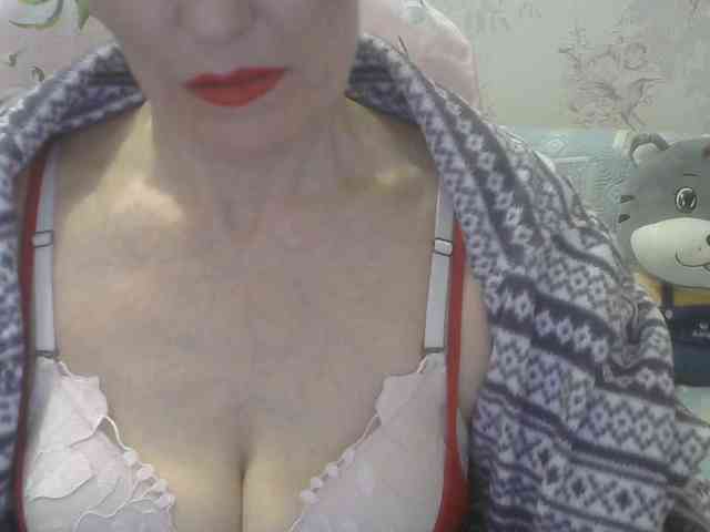 Red-Rose-777 webcam