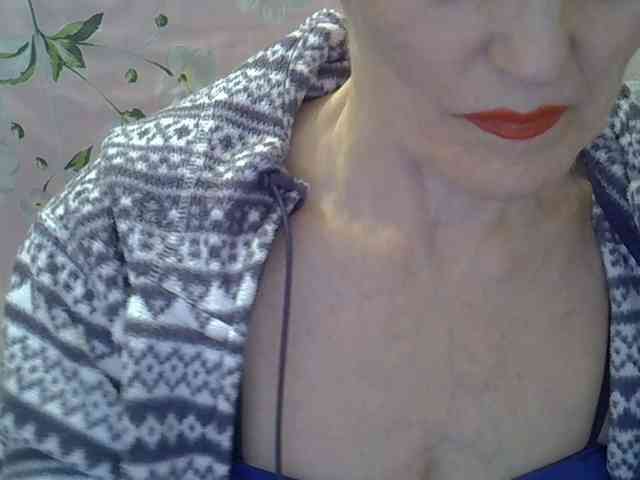 Red-Rose-777 webcam