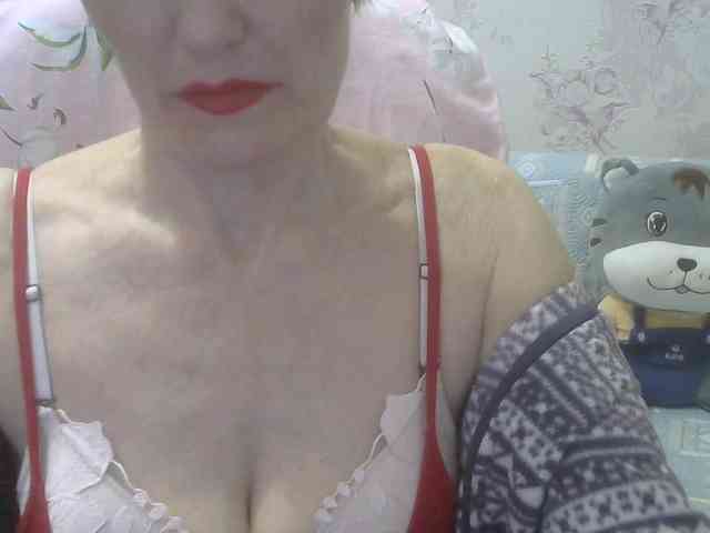 Red-Rose-777 webcam