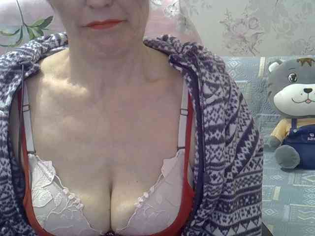 Red-Rose-777 webcam