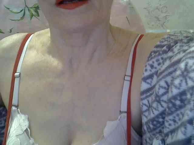 Red-Rose-777 webcam