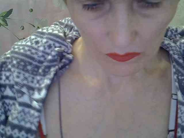Red-Rose-777 webcam