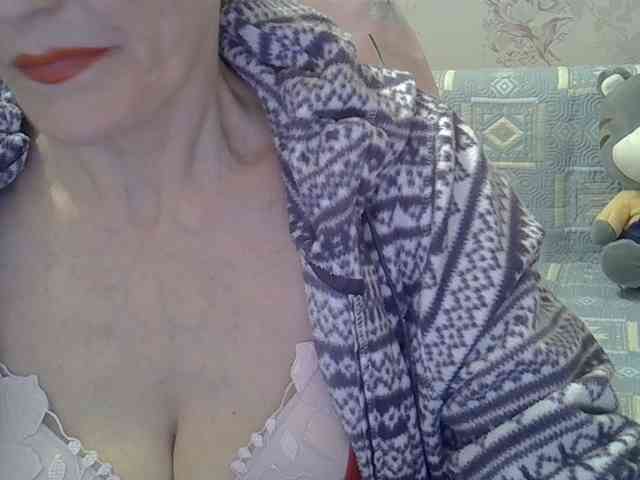 Red-Rose-777 webcam