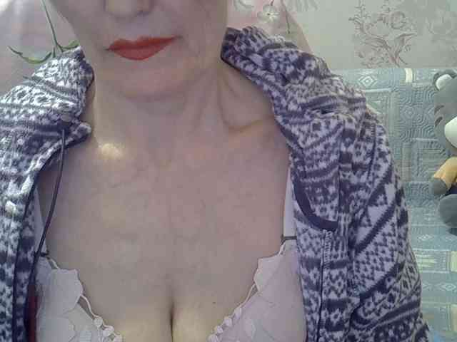 Red-Rose-777 webcam
