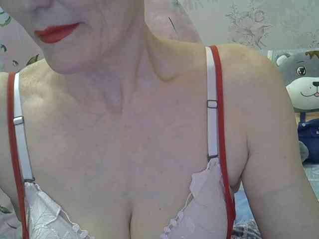 Red-Rose-777 webcam