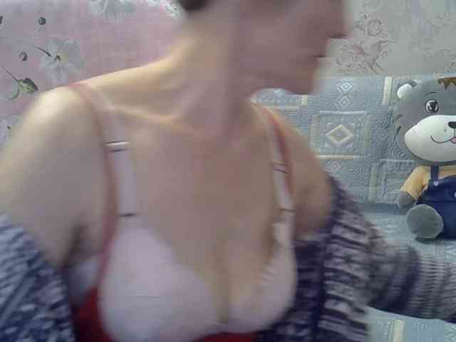 Red-Rose-777 webcam