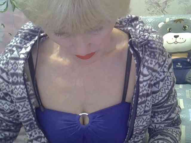 Red-Rose-777 webcam