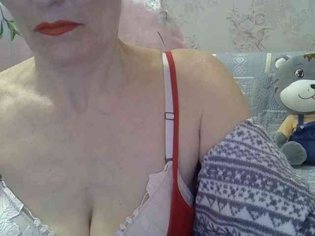 Red-Rose-777 webcam