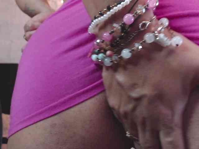 missrosariostepmoan webcam