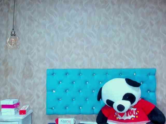 MadelineDollx webcam