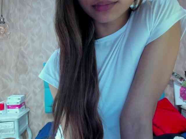 MadelineDollx webcam