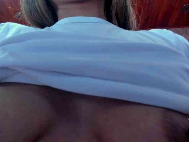 MadelineDollx webcam