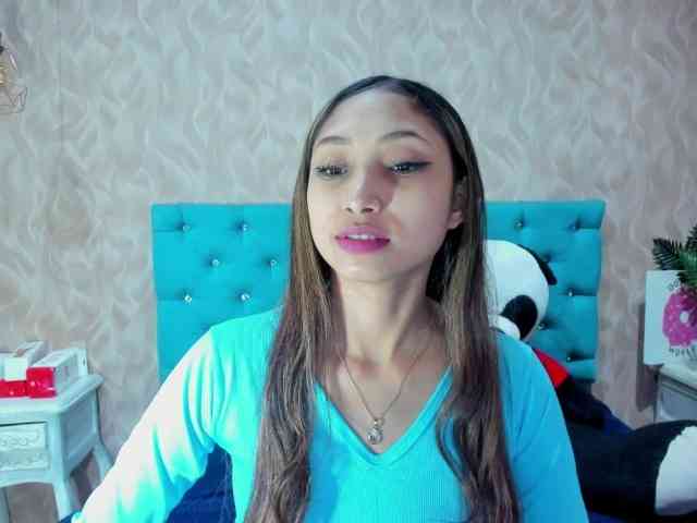 MadelineDollx webcam