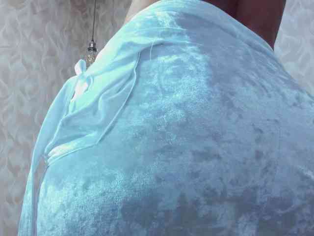 MadelineDollx webcam