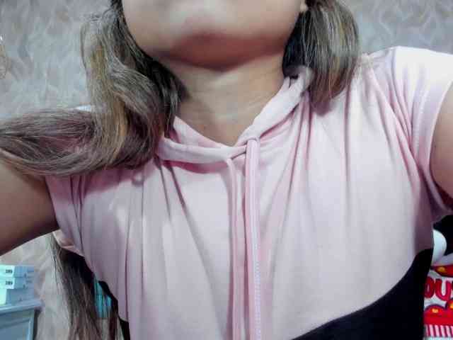MadelineDollx webcam