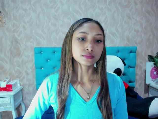 MadelineDollx webcam