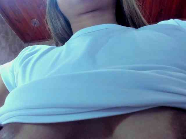 MadelineDollx webcam