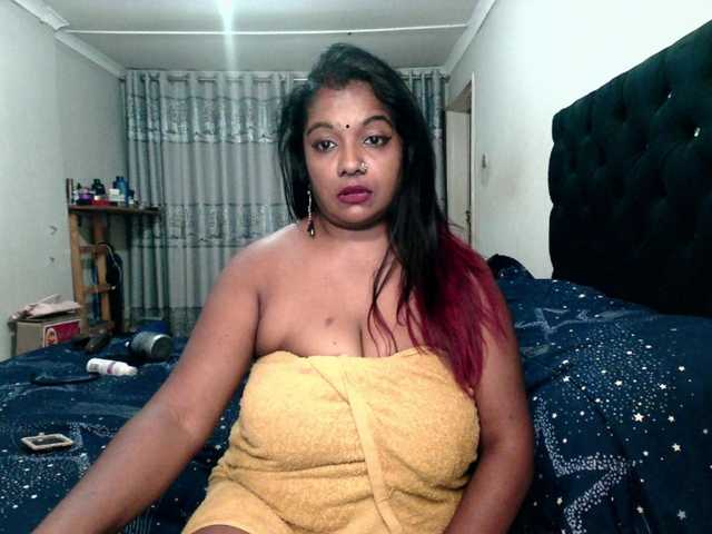 Indianmayaxoxo webcam