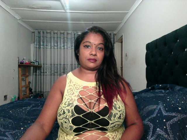 Indianmayaxoxo webcam