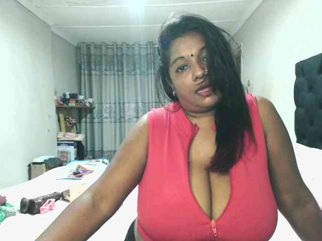 Indianmayaxoxo webcam