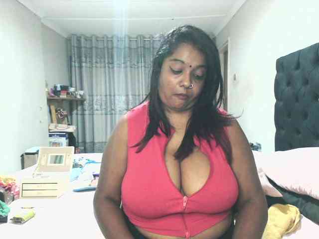 Indianmayaxoxo webcam