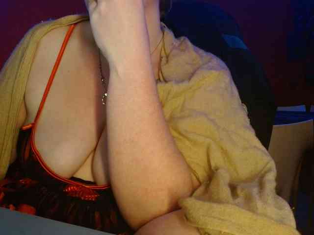 Petitoiseaucoquine webcam