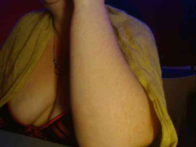 Petitoiseaucoquine webcam