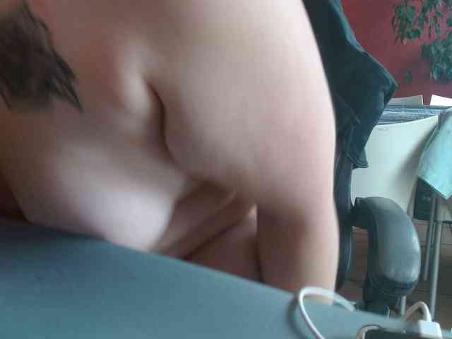 Petitoiseaucoquine webcam