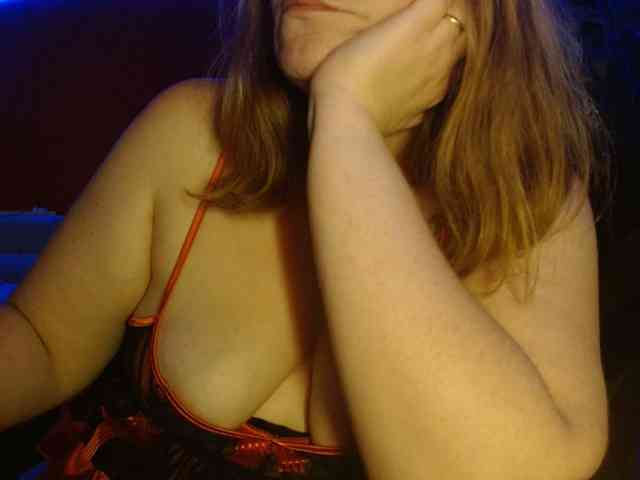 Petitoiseaucoquine webcam