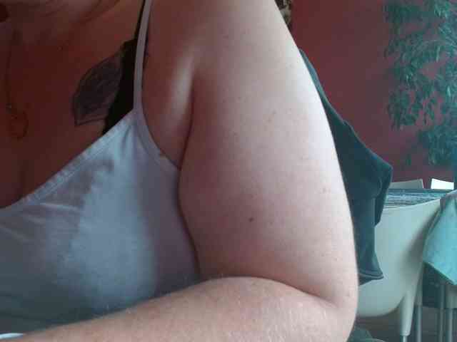 Petitoiseaucoquine webcam