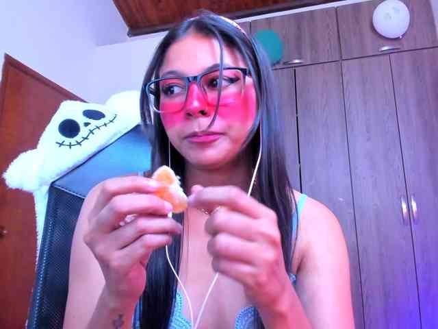 ALYSSON18 webcam