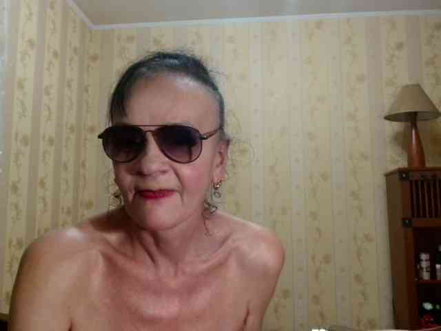 Valenttijm3851 webcam