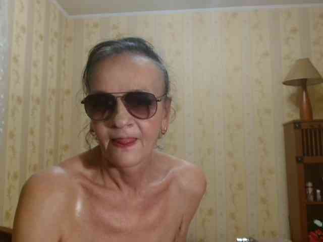 Valenttijm3851 webcam