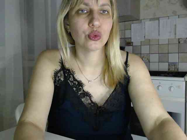 Karmella webcam