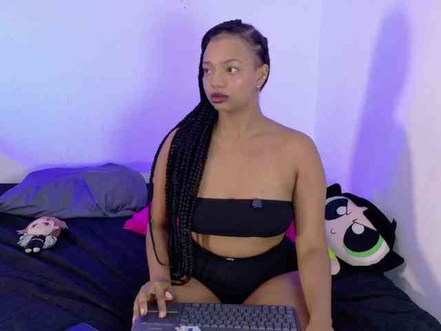 KetraWestt webcam