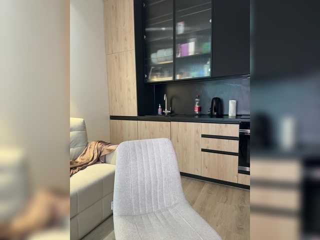 Entrez le videochat erotique avec le
modèle sweetpeach77 sweetpeach77