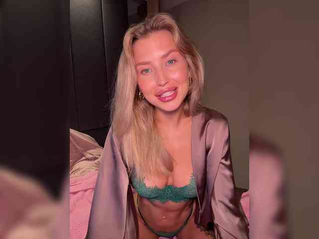sweetpeach77 webcam