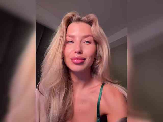 sweetpeach77 webcam