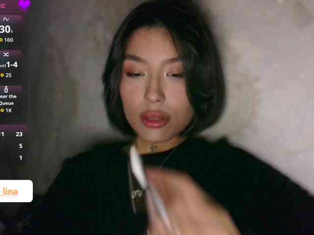 Girl-next-door webcam