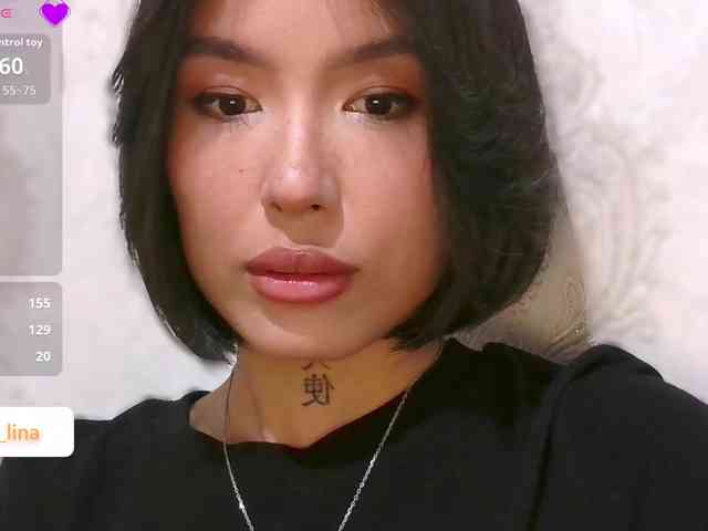Girl-next-door webcam