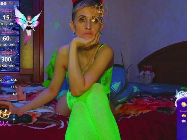 Vai a chattare su N-I-M-F-O-M-A-N-K-A N-I-M-F-O-M-A-N-K-A