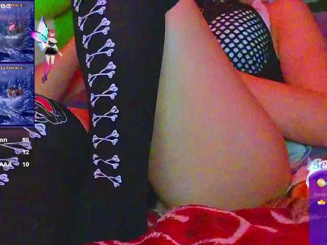 Entrez le videochat erotique avec le
modèle N-I-M-F-O-M-A-N-K-A N-I-M-F-O-M-A-N-K-A