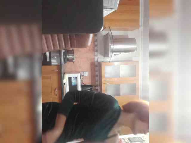 N-I-M-F-O-M-A-N-K-A webcam