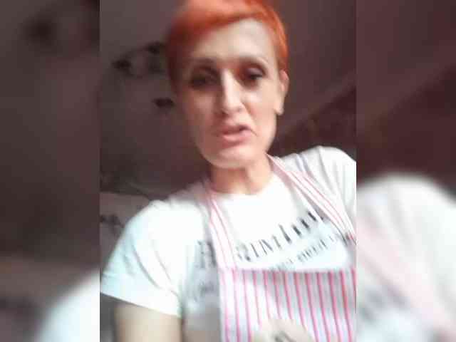 N-I-M-F-O-M-A-N-K-A webcam