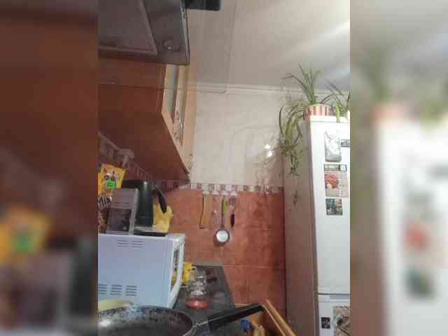 N-I-M-F-O-M-A-N-K-A webcam