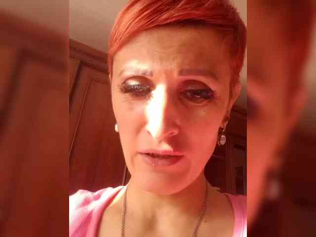 N-I-M-F-O-M-A-N-K-A webcam